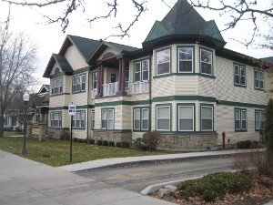 photo of the Beacon Pain Clinic building